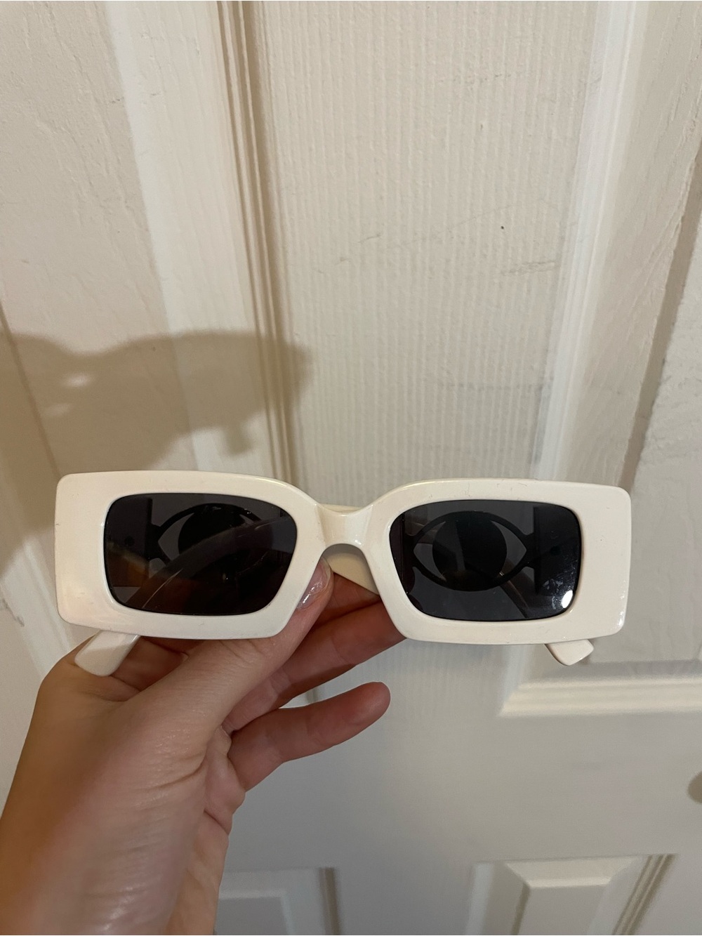White Rectangular Knockoff LV Women’s Sunglasses with Dark Lenses